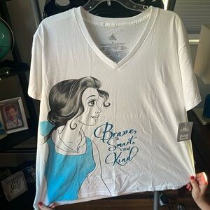 Disney Princess Belle t-shirt. White/blue.
